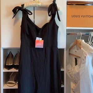 BRAND NEW Misguided Ties Off the shoulder Gown